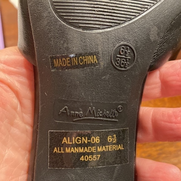 Anne Michelle black square toe kitten heels size 6.5 - Picture 8 of 8